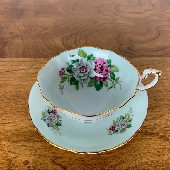 Paragon Teacup Saucer Set Mint Green Red White Roses Single Warrant Bone China - Picture 6 of 15